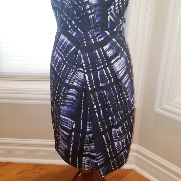 Banana Republic Abstract Pattern Dress - Picture 4 of 4